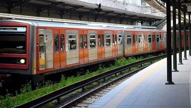 Έλληνας τραγουδιστής ο άνδρας που αυτοκτόνησε στις γραμμές του ΗΣΑΠ στον Άγιο Νικόλαο (εικόνα)
